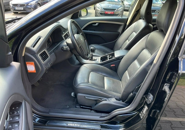 Volvo V70 cena 25900 przebieg: 282090, rok produkcji 2009 z Łosice małe 562